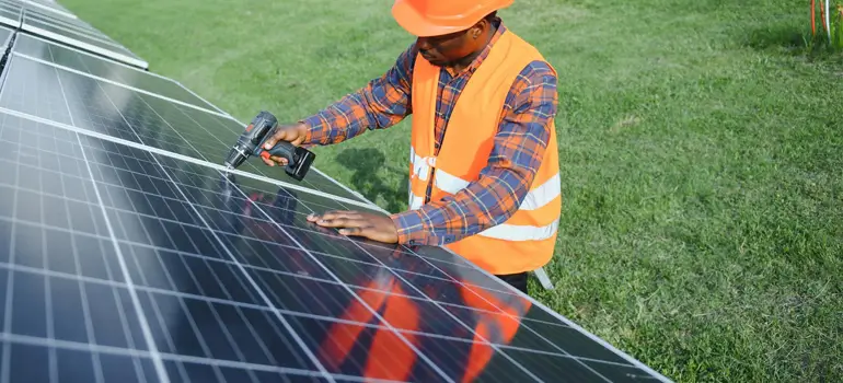 Benefits of installing a 1000W solar panel