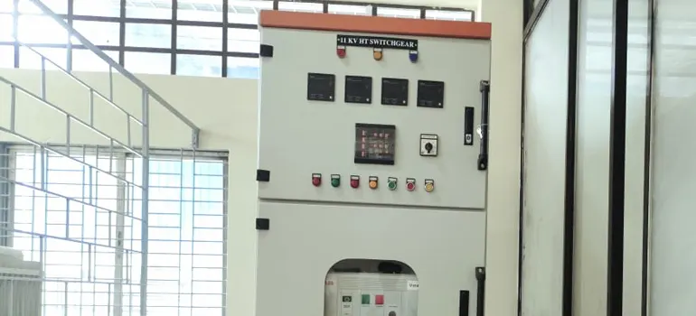 Switchgear panel features